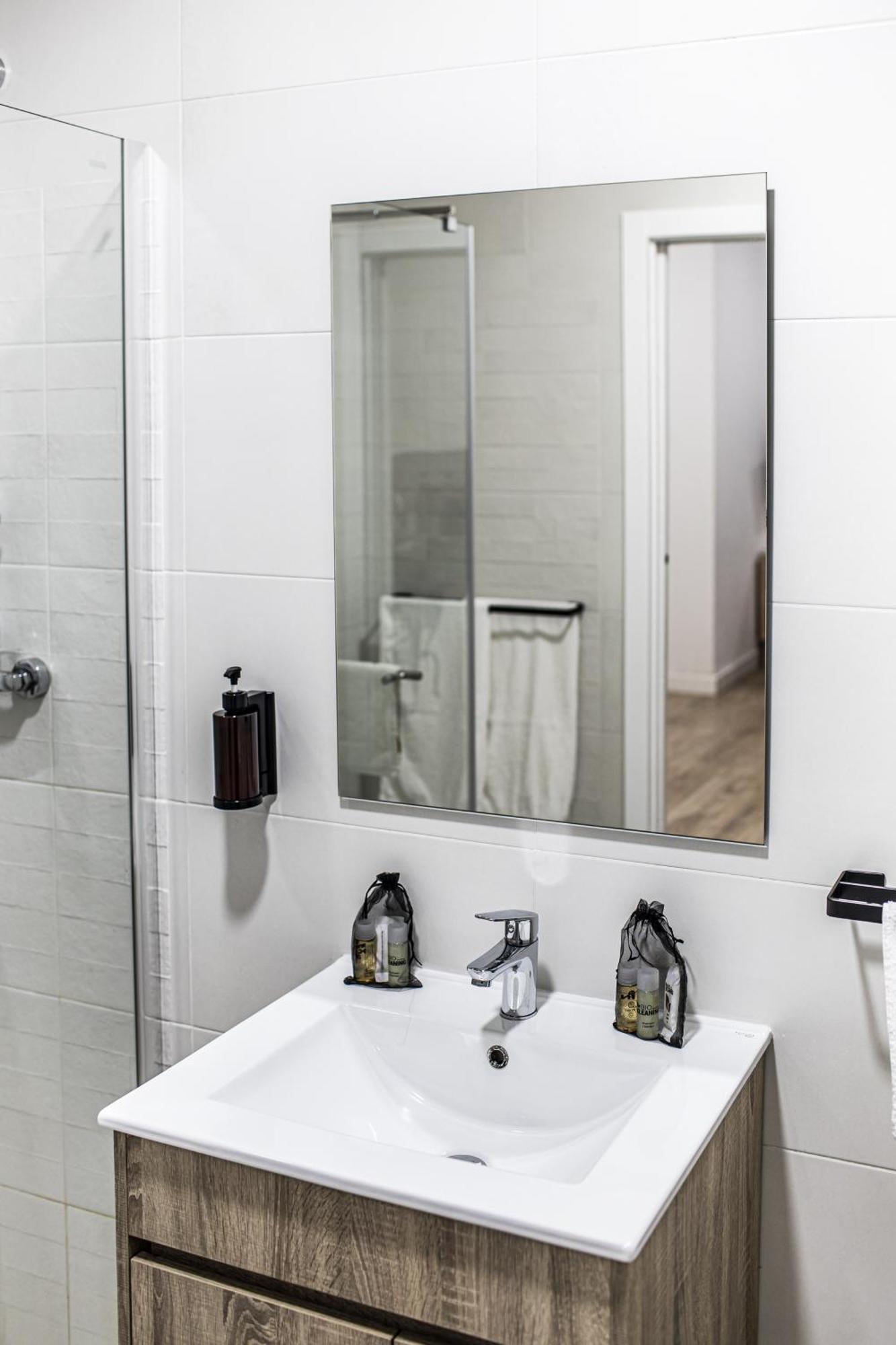 Apartamentos Luxury En San Juan 巴达霍斯 外观 照片