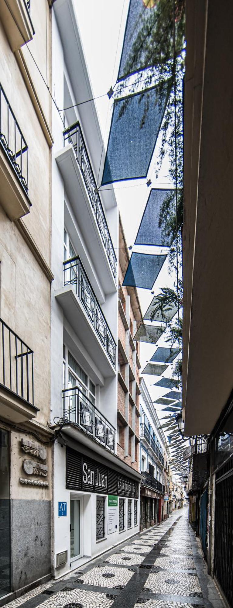 Apartamentos Luxury En San Juan 巴达霍斯 外观 照片