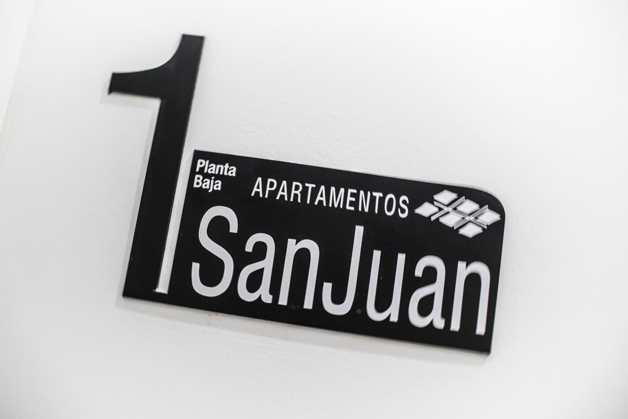 Apartamentos Luxury En San Juan 巴达霍斯 外观 照片